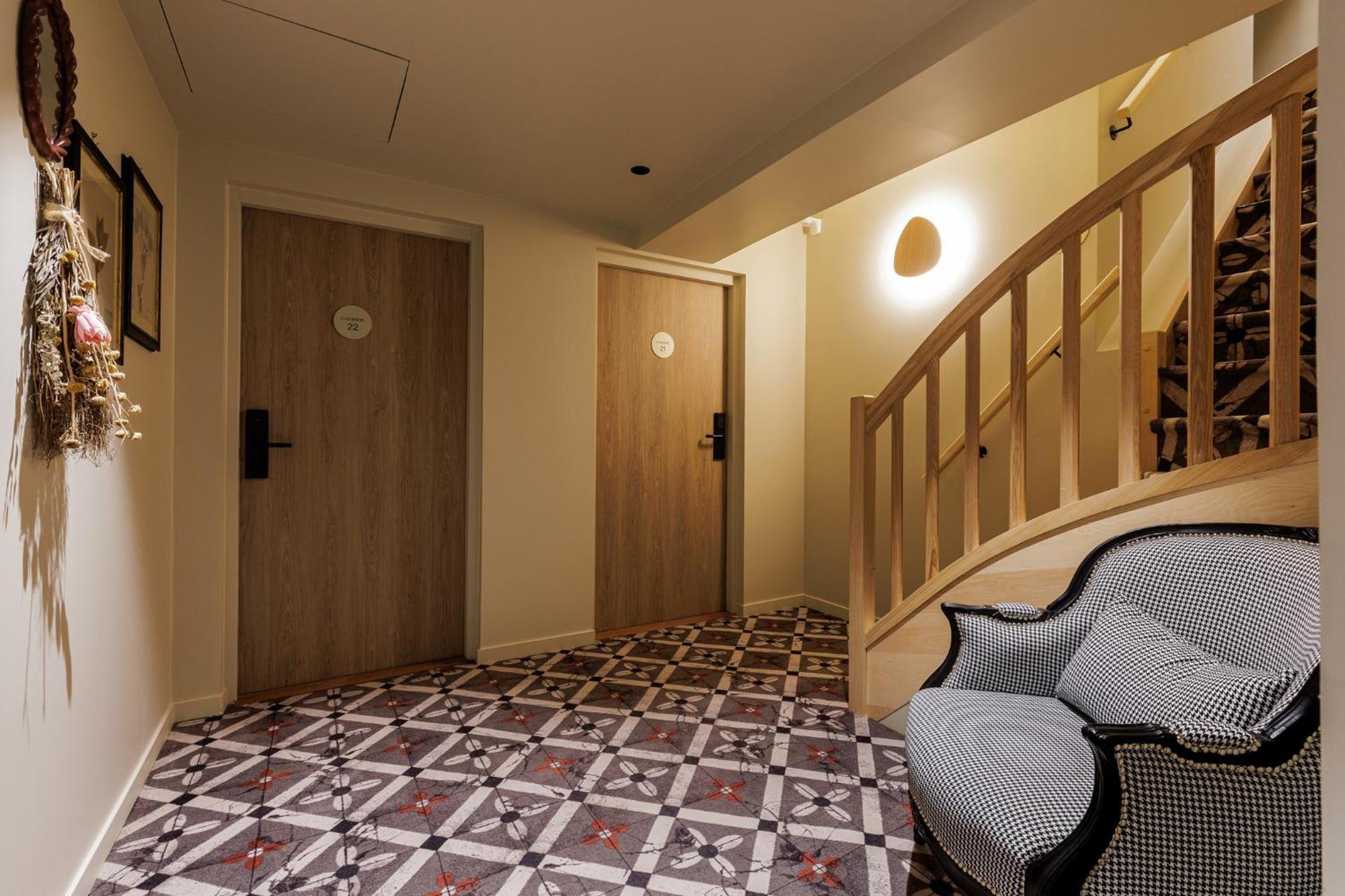 Hotel Cloitre - Entree Autonome, Reception En Ligne - Encore Mieux オルレアン エクステリア 写真