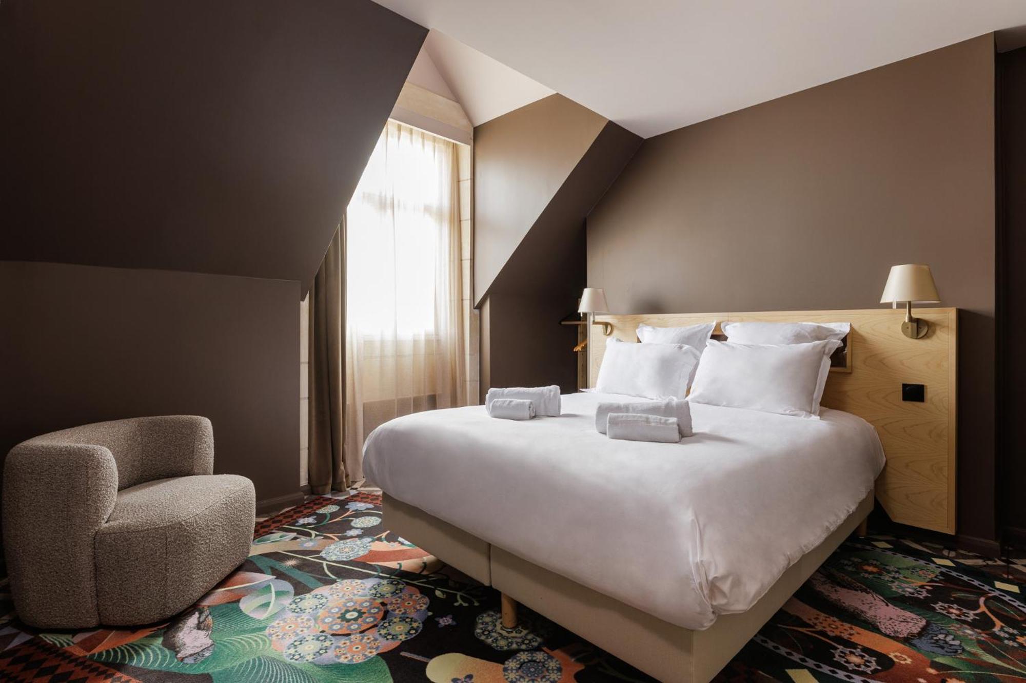 Hotel Cloitre - Entree Autonome, Reception En Ligne - Encore Mieux オルレアン エクステリア 写真