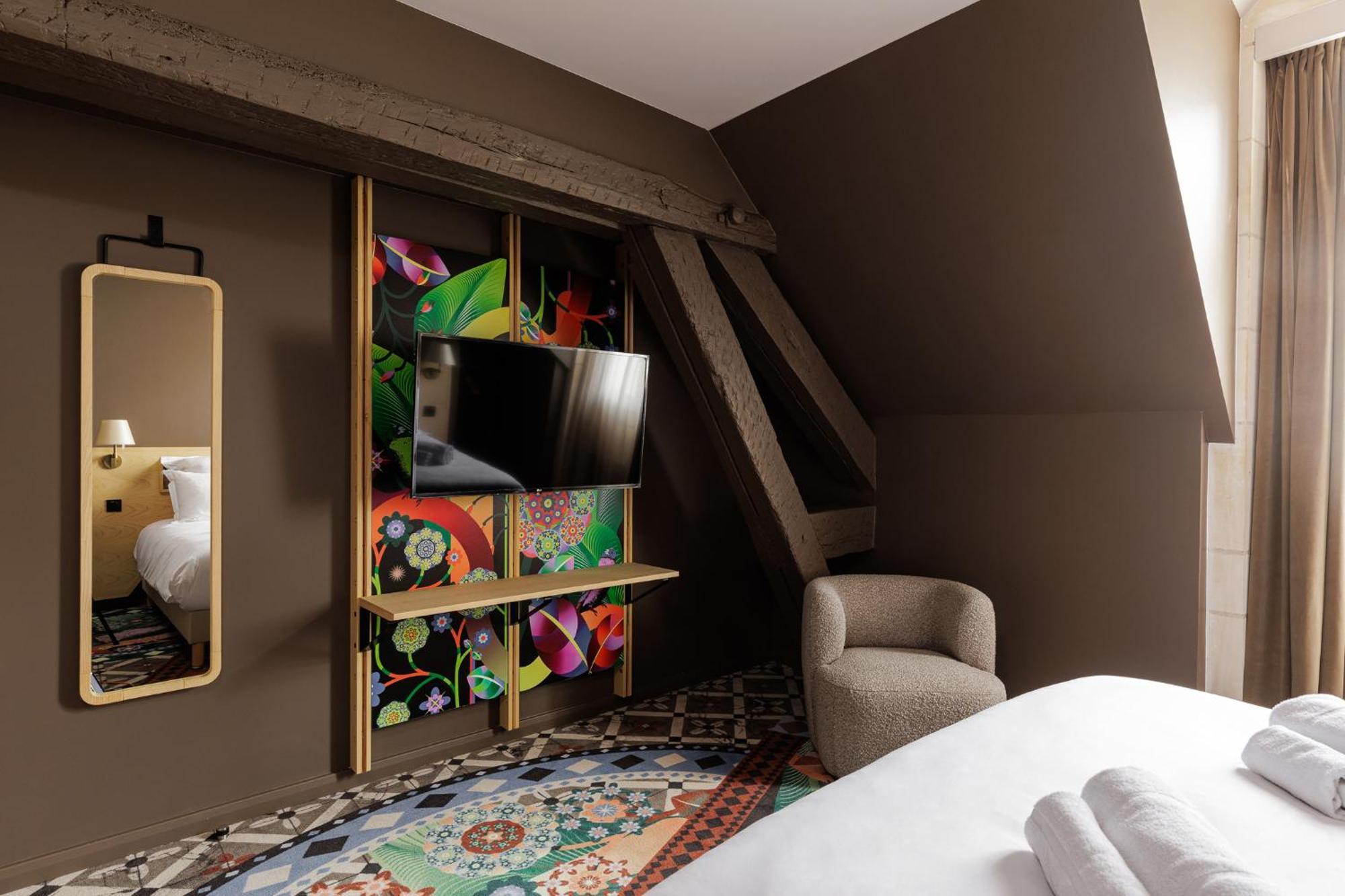 Hotel Cloitre - Entree Autonome, Reception En Ligne - Encore Mieux オルレアン エクステリア 写真